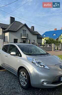 Хэтчбек Nissan Leaf 2012 в Дрогобыче