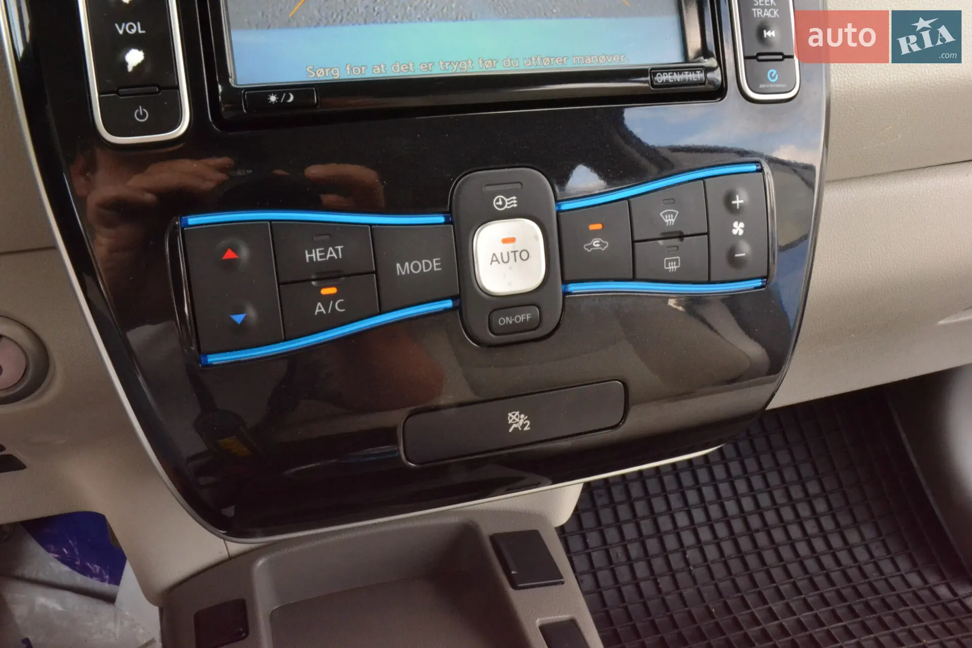 2013 Nissan Leaf - мініатюра 25