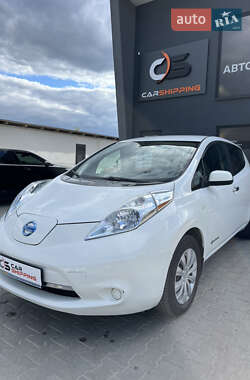 Хэтчбек Nissan Leaf 2015 в Львове