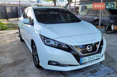 Хетчбек Nissan Leaf 2020 в Кременчуці