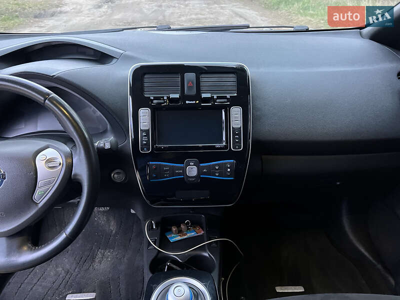 Хетчбек Nissan Leaf 2017 в Житомирі