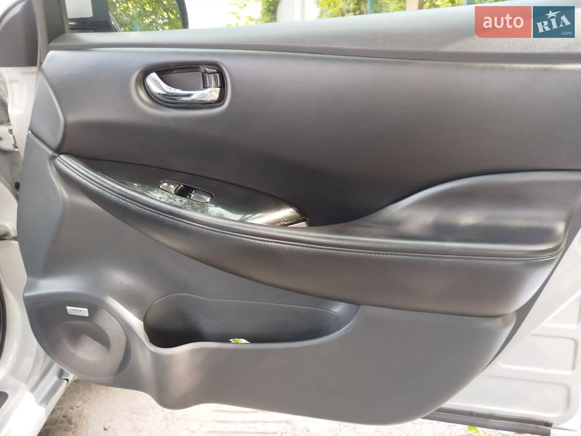 2013 Nissan Leaf - мініатюра 17