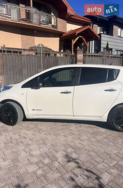 Хэтчбек Nissan Leaf 2017 в Ужгороде