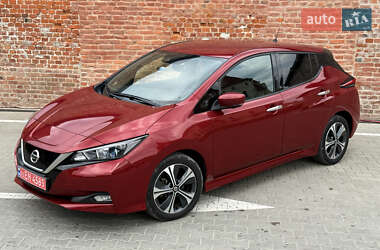Хэтчбек Nissan Leaf 2021 в Тернополе
