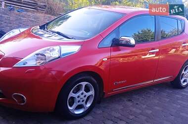 Хэтчбек Nissan Leaf 2015 в Каменец-Подольском