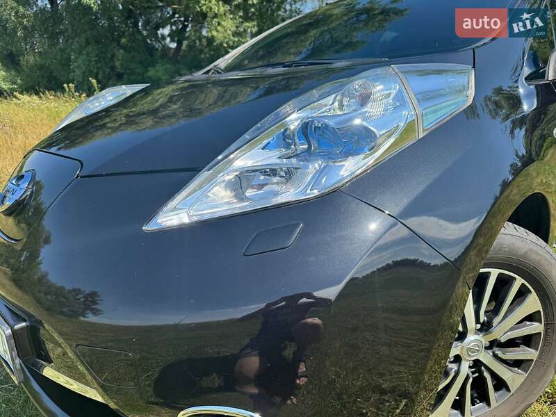 Хэтчбек Nissan Leaf 2014 в Змиеве