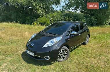 Хетчбек Nissan Leaf 2014 в Зміїві