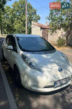 Хэтчбек Nissan Leaf 2013 в Одессе