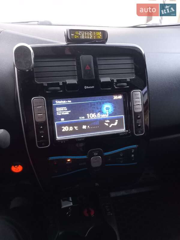 Хэтчбек Nissan Leaf 2013 в Заставной фото 10 Хэтчбек Nissan Leaf 2013 в Заставной