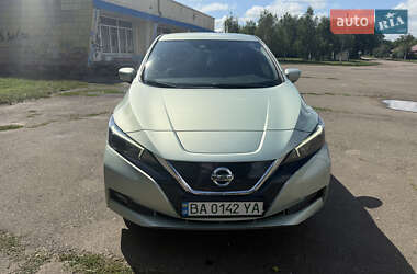 Хэтчбек Nissan Leaf 2018 в Кропивницком