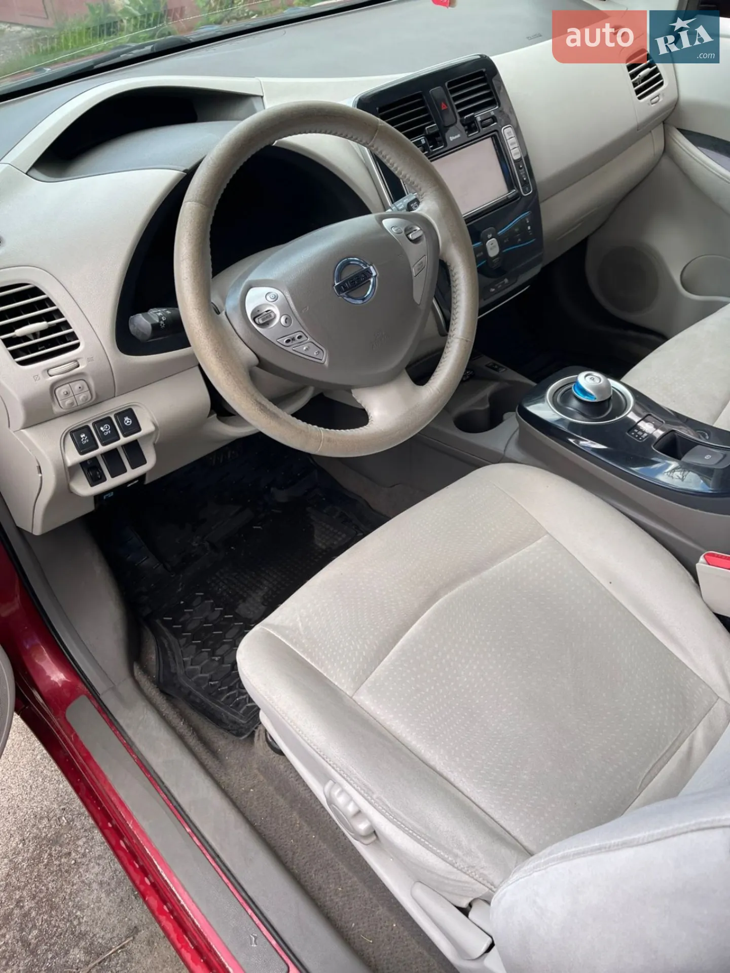2012 Nissan Leaf - мініатюра 16