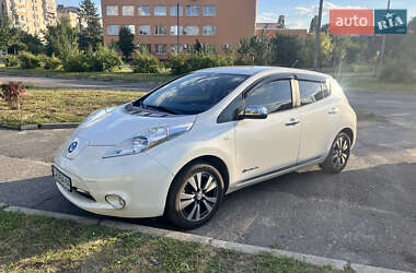 Хэтчбек Nissan Leaf 2013 в Черкассах