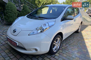 Хетчбек Nissan Leaf 2014 в Чернівцях