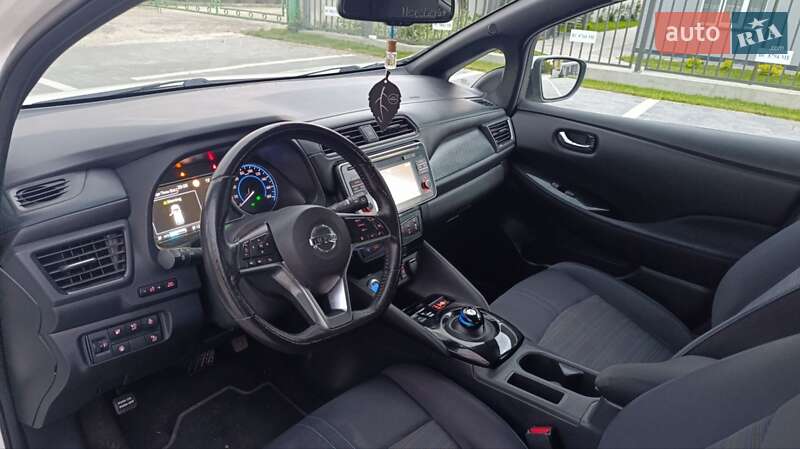 Хетчбек Nissan Leaf 2018 в Стрию