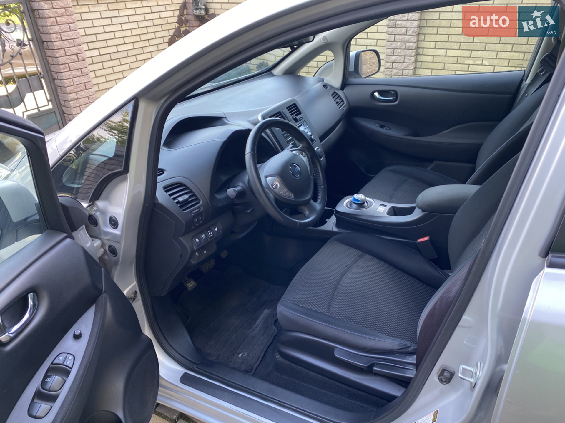 2015 Nissan Leaf - мініатюра 18