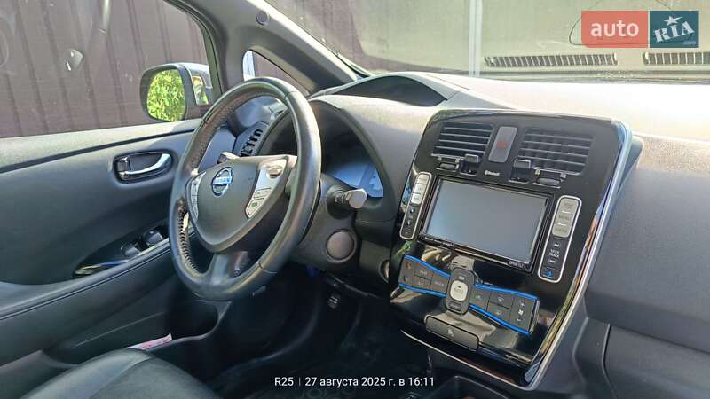 Хетчбек Nissan Leaf 2013 в Кременчуці фото 18 Хетчбек Nissan Leaf 2013 в Кременчуці