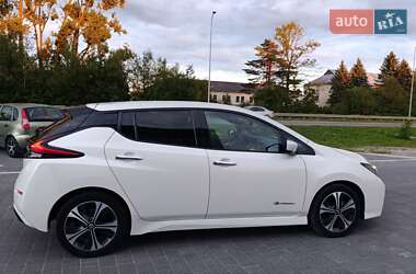 Хэтчбек Nissan Leaf 2018 в Стрые