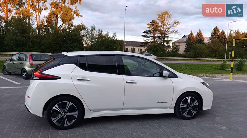 Хетчбек Nissan Leaf 2018 в Стрию