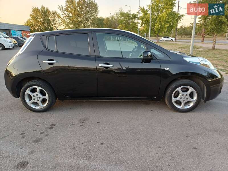 Хэтчбек Nissan Leaf 2016 в Запорожье фото 4 Хэтчбек Nissan Leaf 2016 в Запорожье