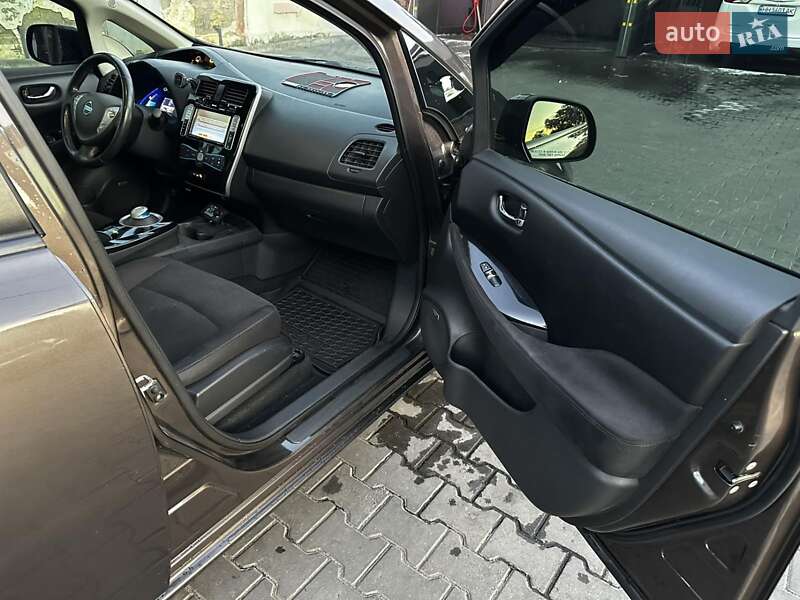 Хэтчбек Nissan Leaf 2016 в Одессе фото 8 Хэтчбек Nissan Leaf 2016 в Одессе