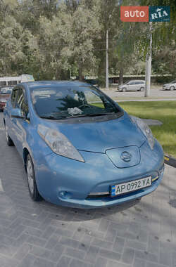 Хэтчбек Nissan Leaf 2013 в Запорожье