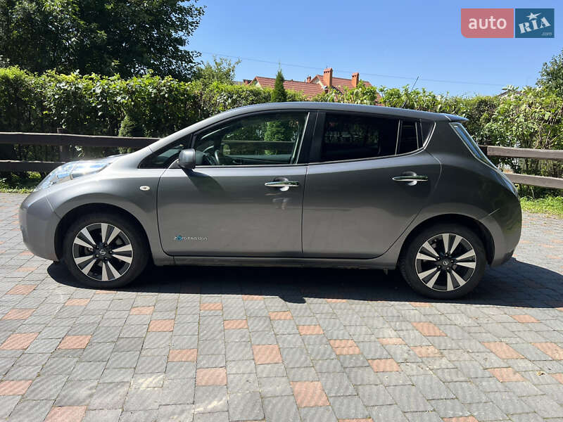 Хетчбек Nissan Leaf 2016 в Львові