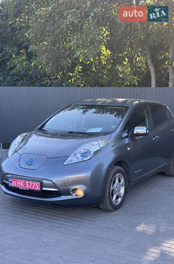 Хетчбек Nissan Leaf 2014 в Кам'янець-Подільському