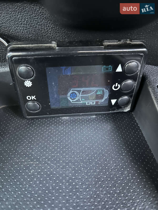 Хэтчбек Nissan Leaf 2014 в Бершади