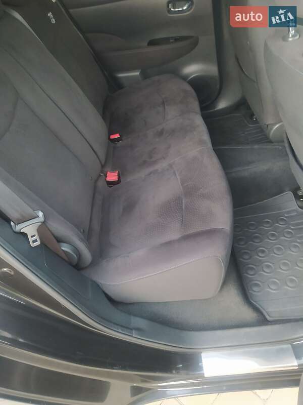 Хэтчбек Nissan Leaf 2016 в Луцке фото 4 Хэтчбек Nissan Leaf 2016 в Луцке