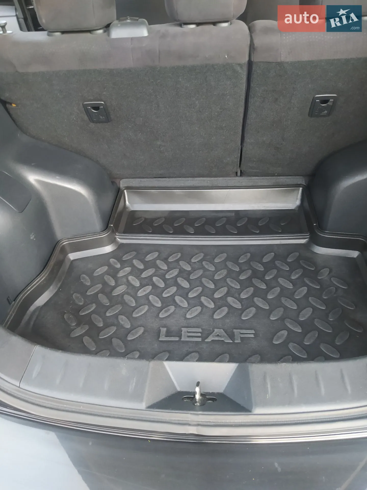 2016 Nissan Leaf - мініатюра 14