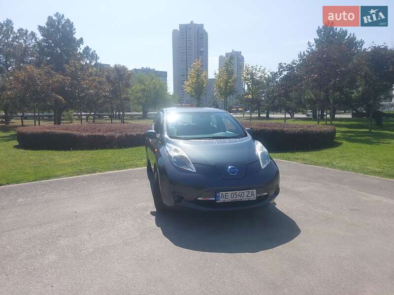 Хэтчбек Nissan Leaf 2013 в Днепре фото 8 Хэтчбек Nissan Leaf 2013 в Днепре