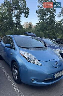 Хетчбек Nissan Leaf 2012 в Одесі