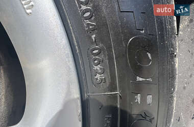Хэтчбек Nissan Leaf 2012 в 