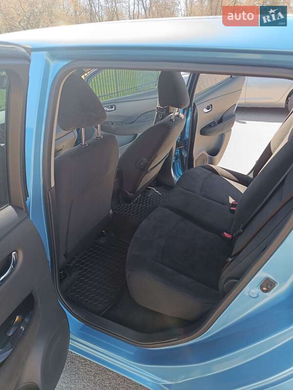 Хэтчбек Nissan Leaf 2013 в Днепре фото 2 Хэтчбек Nissan Leaf 2013 в Днепре