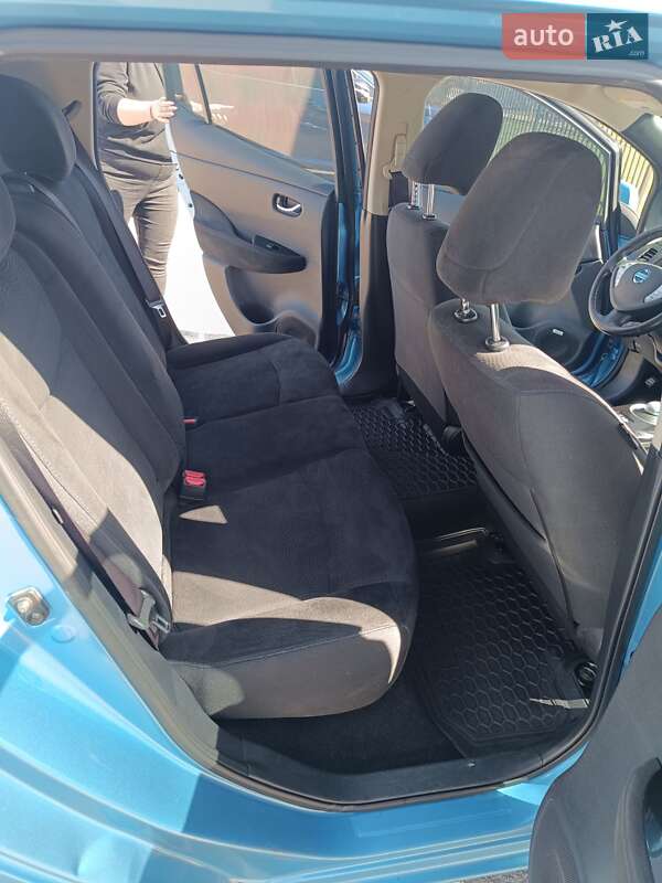 Хэтчбек Nissan Leaf 2013 в Днепре фото 11 Хэтчбек Nissan Leaf 2013 в Днепре