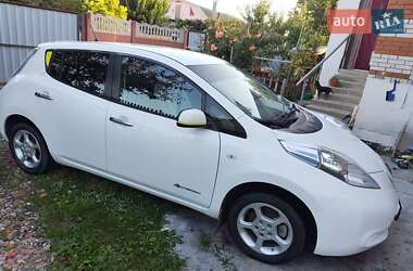 Хетчбек Nissan Leaf 2016 в Вінниці