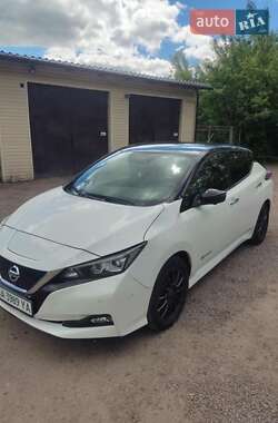 Хетчбек Nissan Leaf 2018 в Вінниці