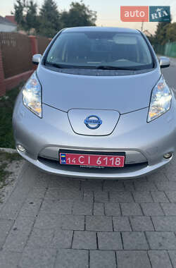Хэтчбек Nissan Leaf 2012 в Львове