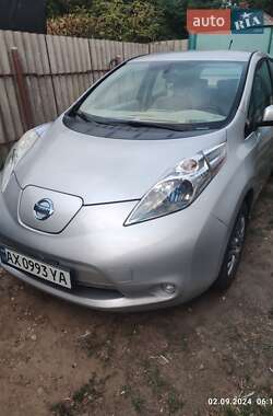 Хетчбек Nissan Leaf 2013 в Харкові
