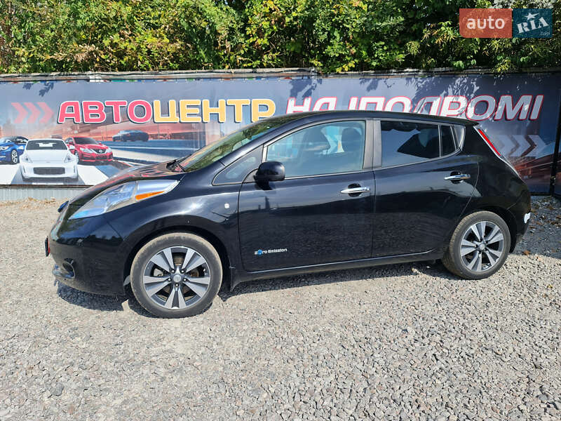 Хэтчбек Nissan Leaf 2016 в Киеве
