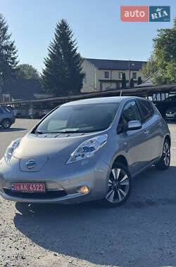 Хетчбек Nissan Leaf 2014 в Кам'янець-Подільському