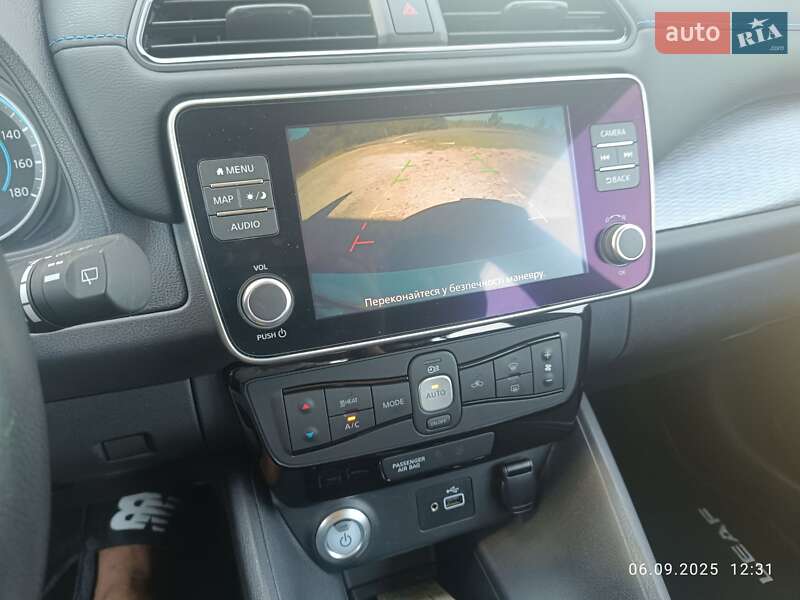 Хэтчбек Nissan Leaf 2019 в Городке фото 2 Хэтчбек Nissan Leaf 2019 в Городке
