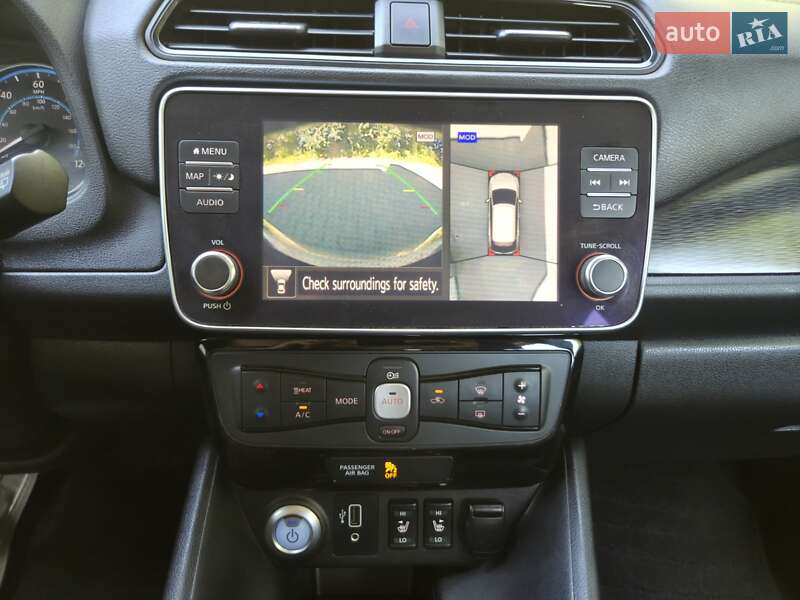 Хэтчбек Nissan Leaf 2019 в Хмельницком