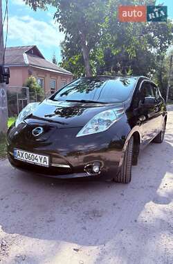 Хетчбек Nissan Leaf 2013 в Харкові