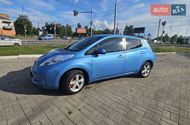 Хэтчбек Nissan Leaf 2011 в Луцке