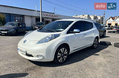 Хэтчбек Nissan Leaf 2013 в Черкассах