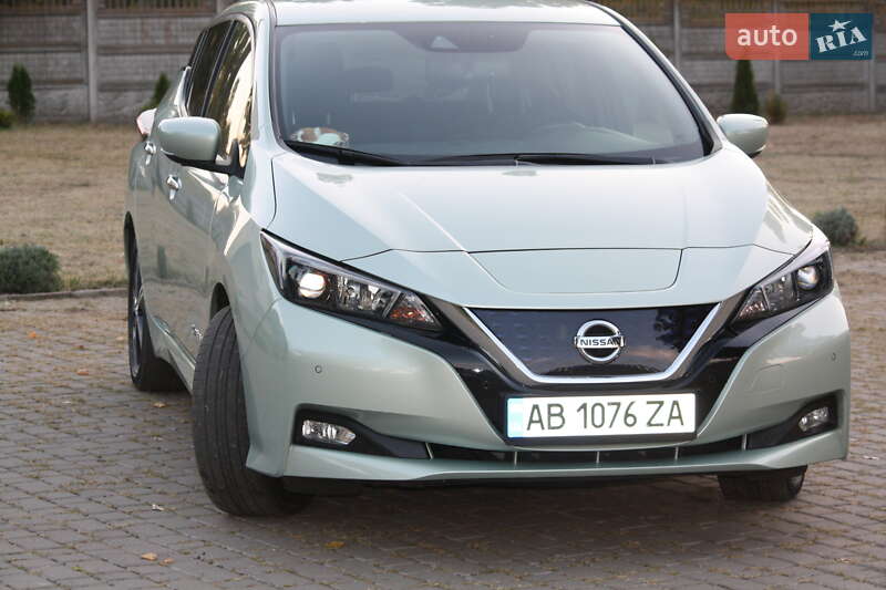 Хэтчбек Nissan Leaf 2018 в Виннице