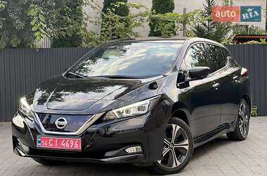 Хэтчбек Nissan Leaf 2021 в 