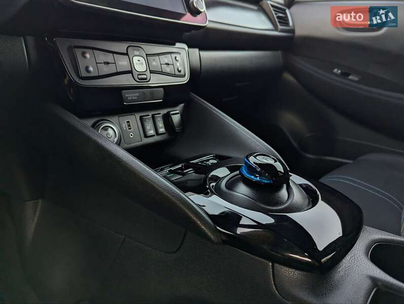 Хэтчбек Nissan Leaf 2020 в Харькове