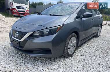 Хэтчбек Nissan Leaf 2018 в Козове